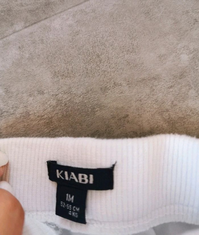 Pantalon pantacourt blanc bébé garçon 1 mois comme neuf - photo numéro 3