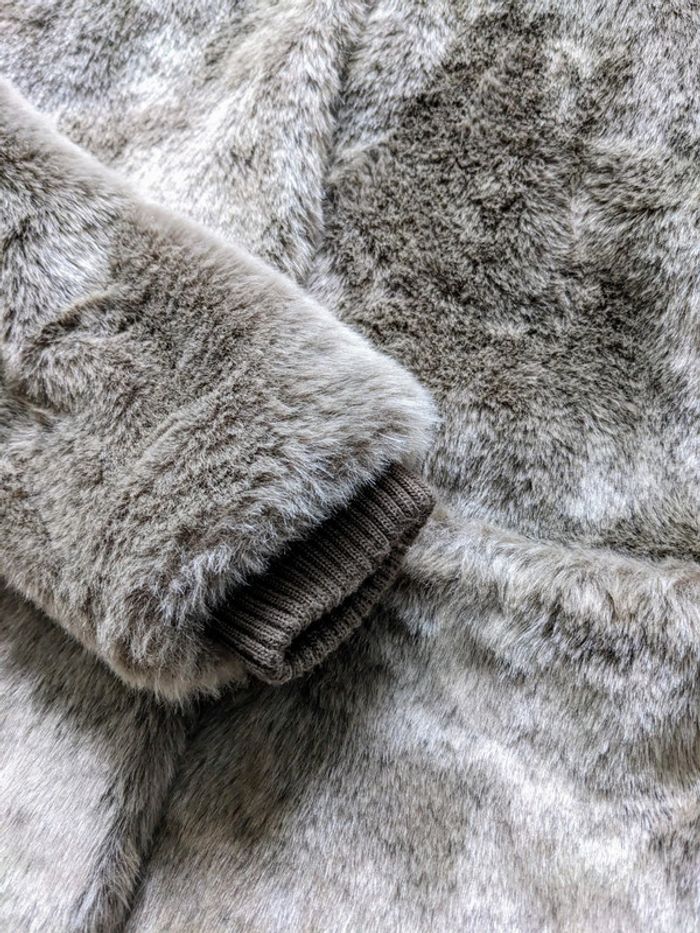 Veste fausse fourrure - photo numéro 3