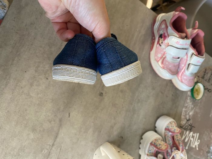 Chaussures taille 25 - photo numéro 5