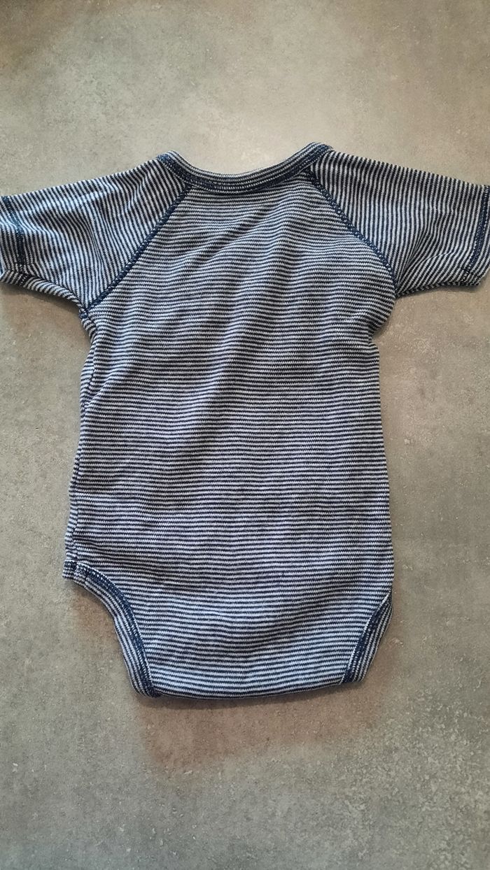 Lot de 3 bodies 1 mois - photo numéro 5