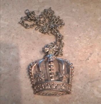 Collier sautoir grande couronne femme