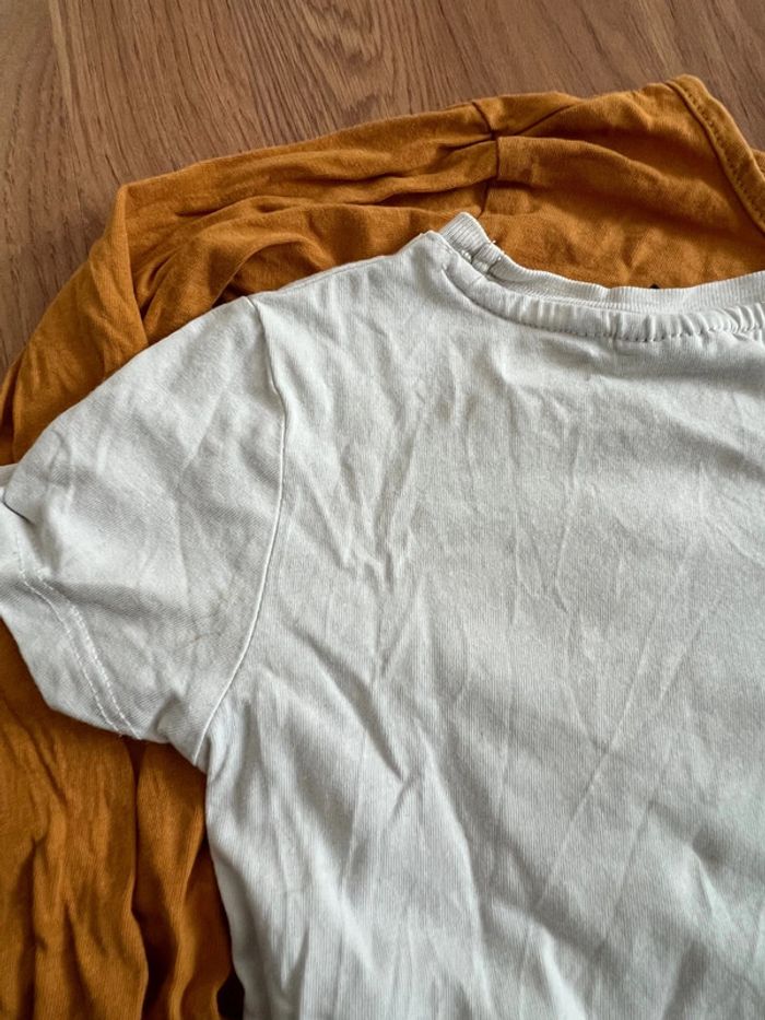 Lot de vêtements tâchés ou abîmés - photo numéro 3