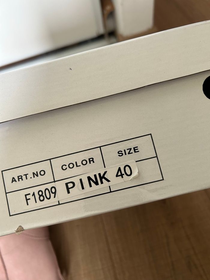 Bottines roses fourrées neuves pointure 40 - photo numéro 9