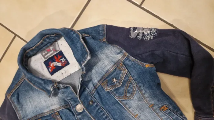 Veste jeans manches pull taille 6 ans - photo numéro 3