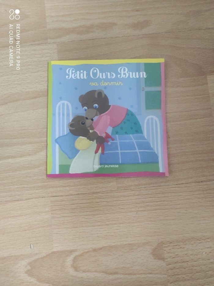 Livre petit ours brun va dormir