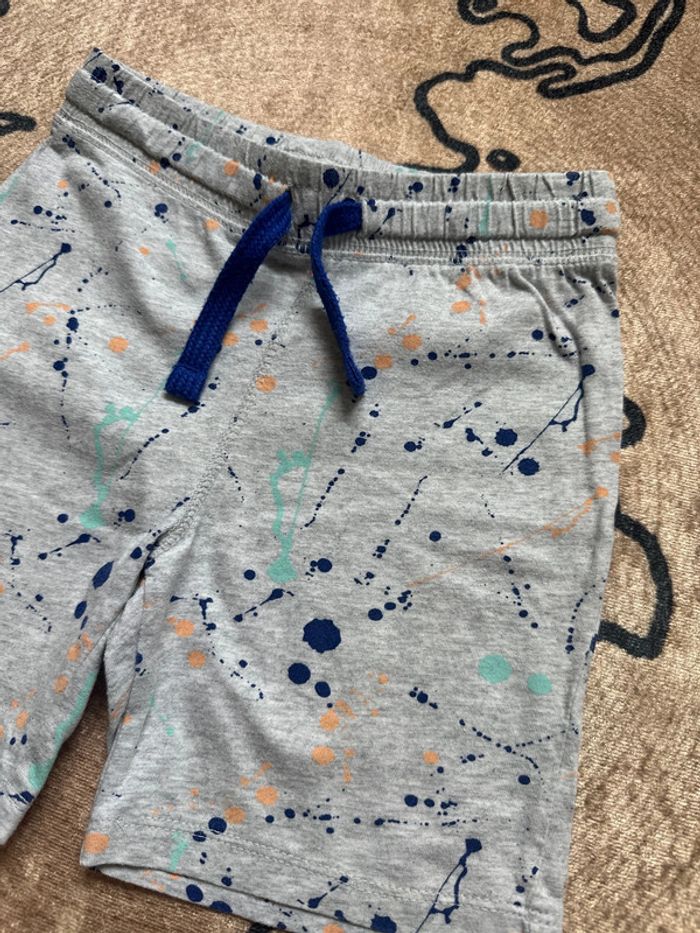 Short H&M 110cm - photo numéro 2
