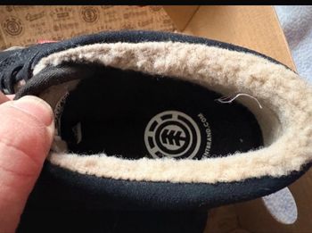 Chaussures montantes en cuir fourrées hiver Element pointure 33 neuve