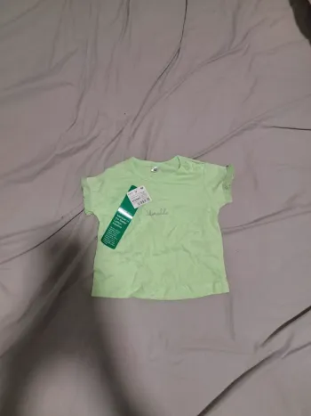 Tee shirt
