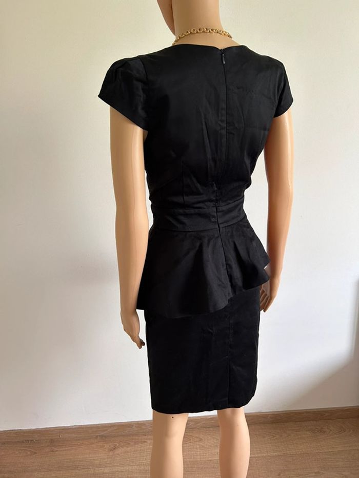Robe noire à manches courtes Sinequanone taille 38 jamais portée (taille petit) - photo numéro 8