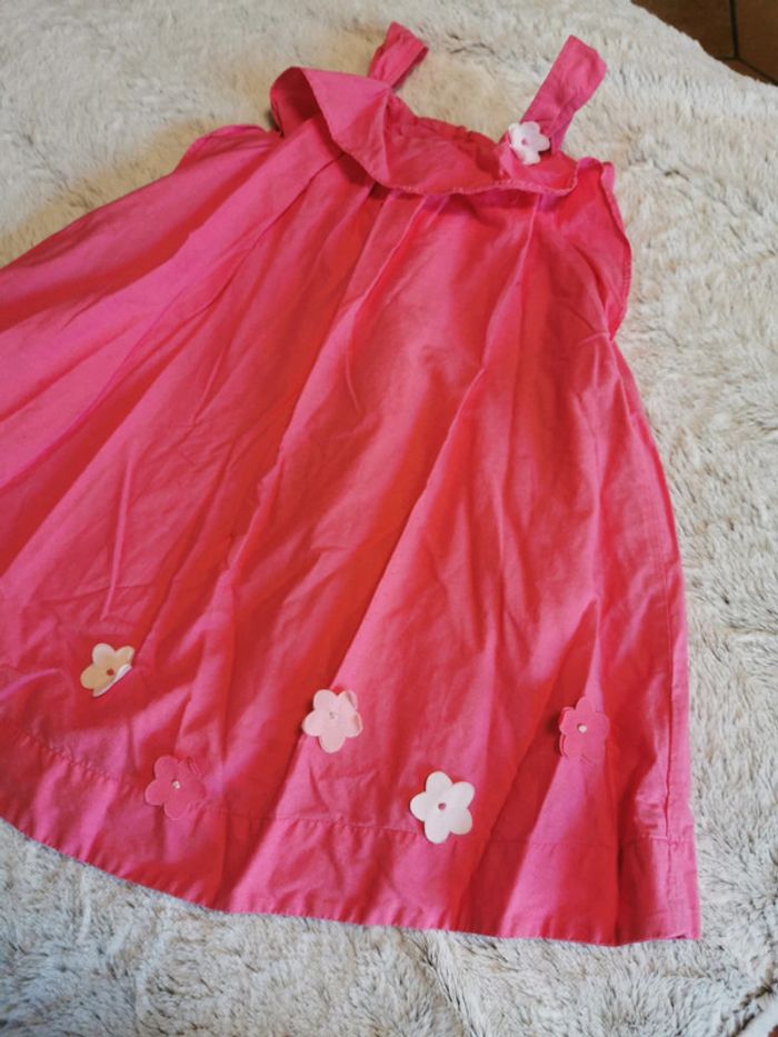Robe à fleurs - photo numéro 2