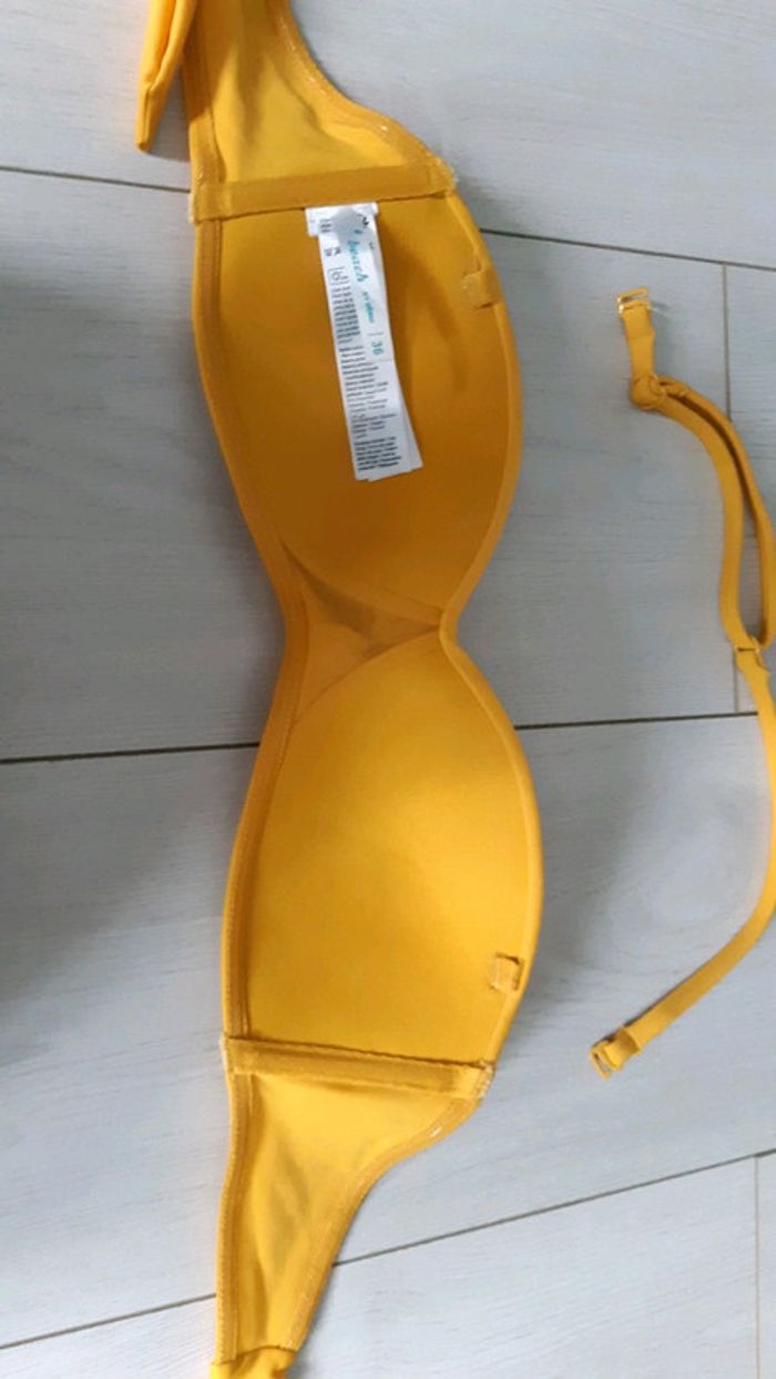 Maillot de bain 2 pièces jaune en taille 36. - photo numéro 6