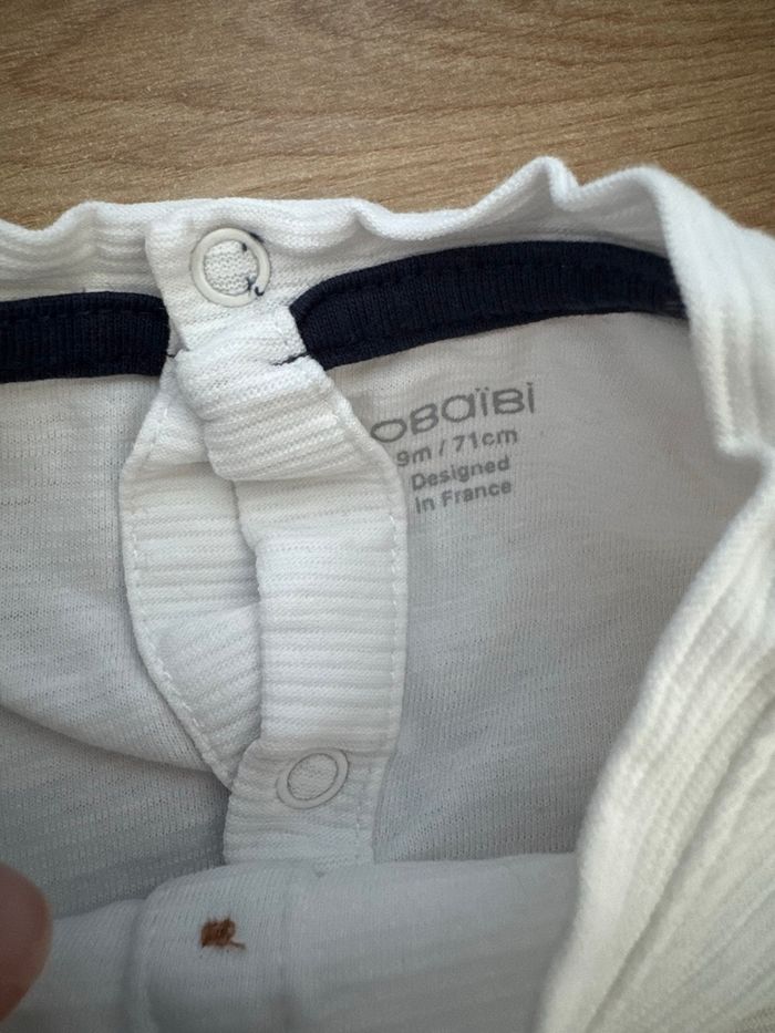 Ensemble 3 pièces : t-shirt Kiabi, t-shirt Obaibi, pantalon Primark - 9 mois - photo numéro 6