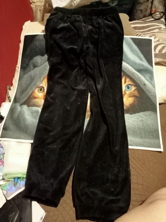 Pantalon ni 🧳 - photo numéro 2