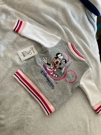 Teddy Disneyland, Paris, six mois