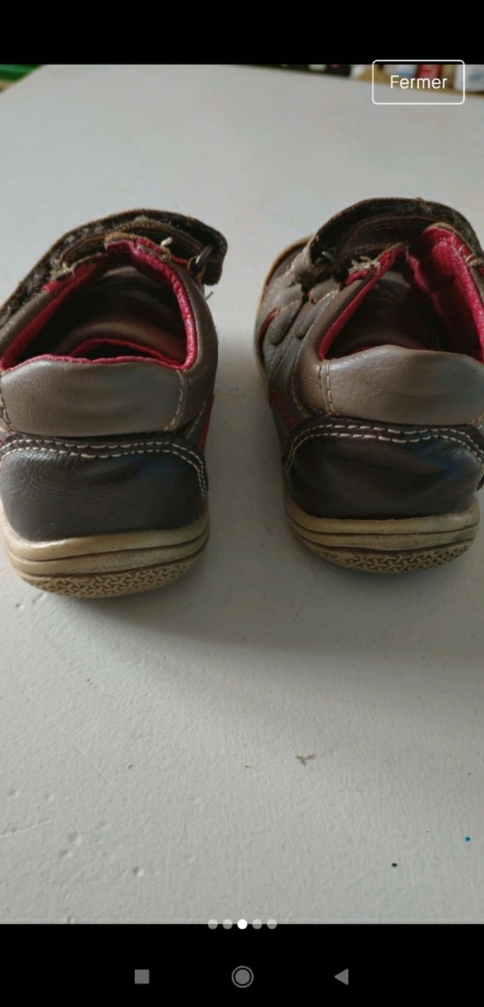 Chaussures marron à scratch taille 20 - photo numéro 3