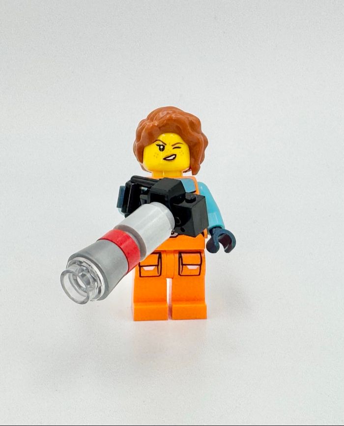 Lego Figurines City : Arctique, Femme (visage double expression) Photographe - NEUF - photo numéro 2
