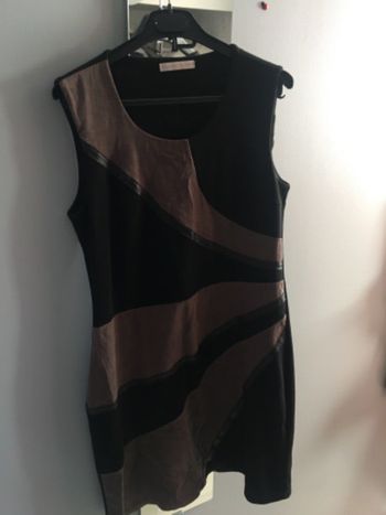 Robe courte Armand Thiery taille 40