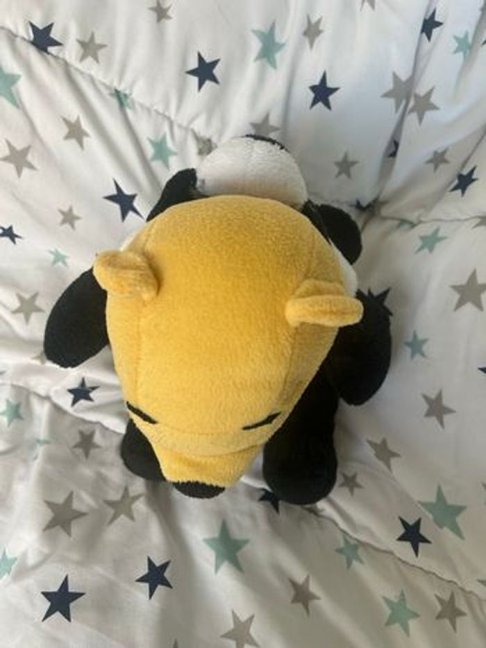 Peluche doudou Winnie costume panda 25 cm Disney - photo numéro 4