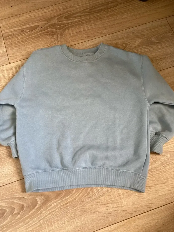 Pull bleu ciel Zara fille 6-7ans