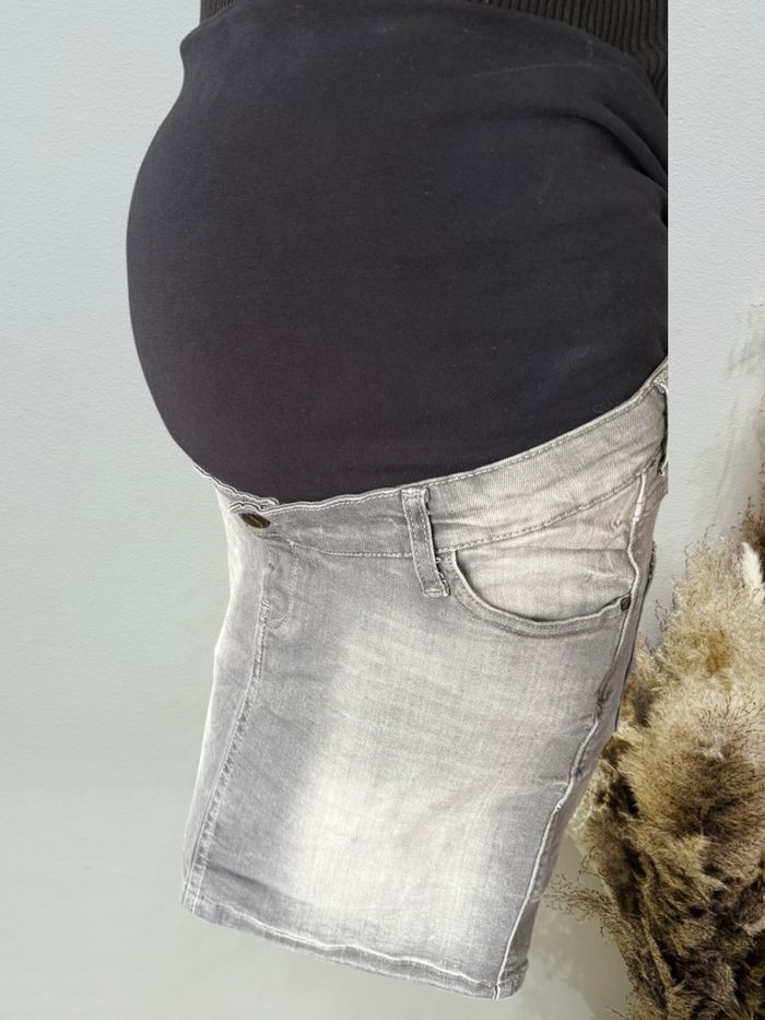 Jolie jupe de grossesse en jeans grise T40/L maternité - photo numéro 2
