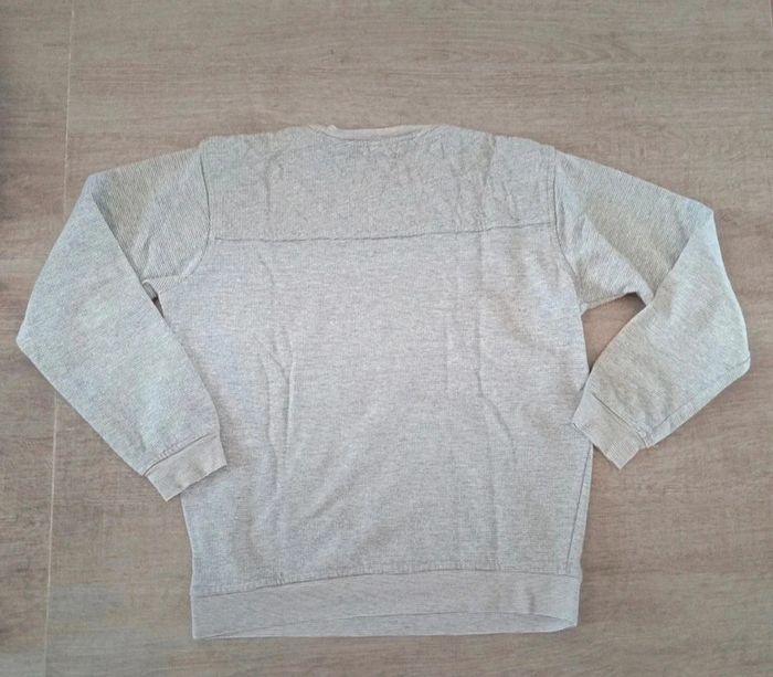 Pull xs garçon - photo numéro 2