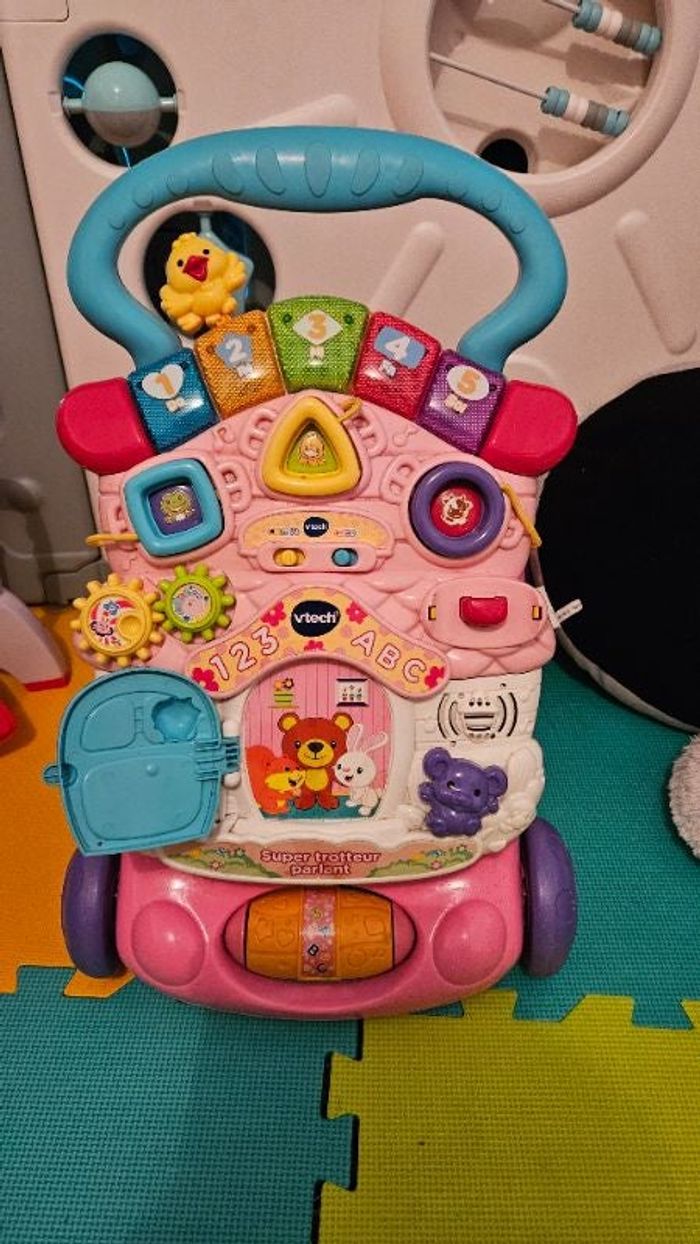 Trotteur vtech rose