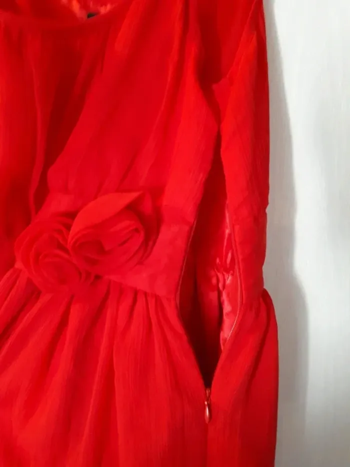 Robe rouge - photo numéro 5
