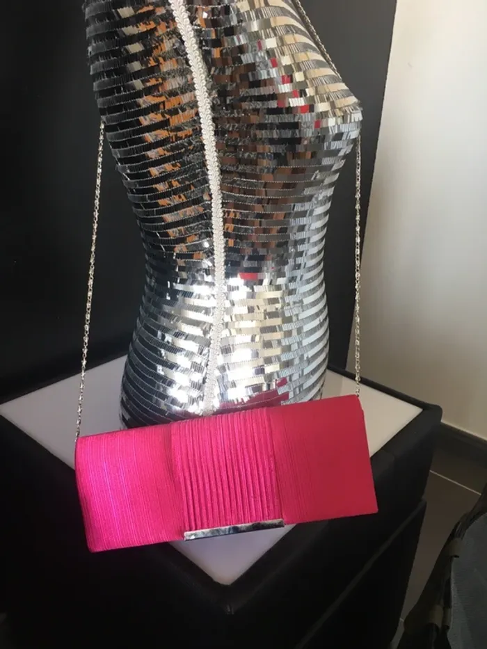 Pochette Fushia - photo numéro 2