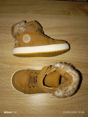 Chaussures montantes chaudes bébé fille