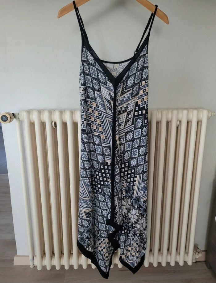 Robe asymétrique bretelles camaïeu