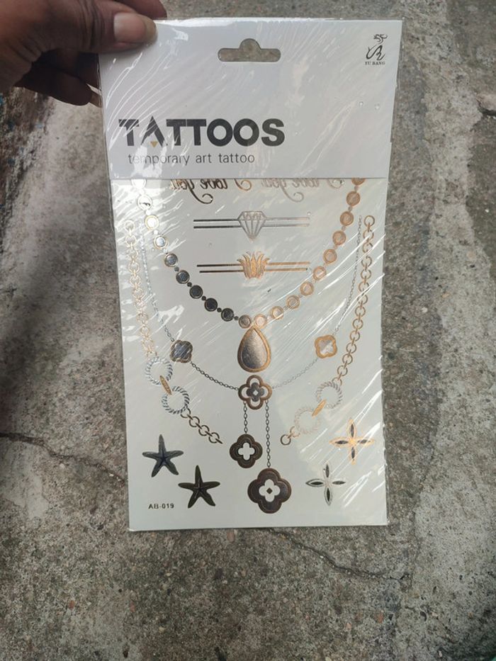 Plaquette de tatouage temporaire