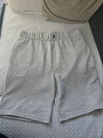 Short gris