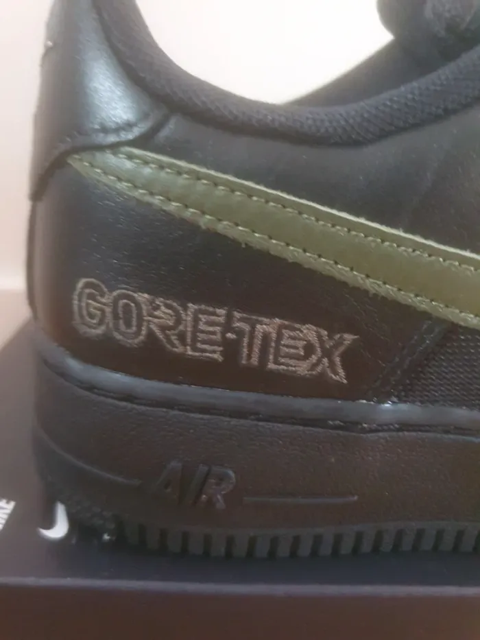 Nike Air Force 1 "Gore-Tex"(38.5) - photo numéro 4