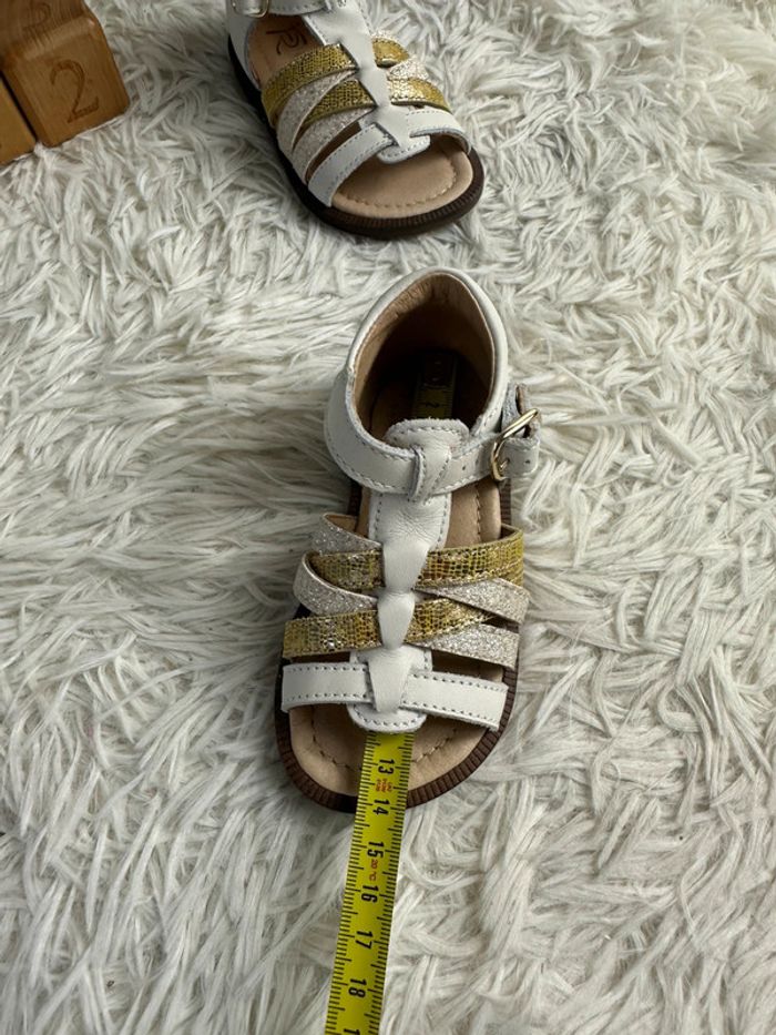Paire de sandales Franco Romagnoli taille 22 - photo numéro 4