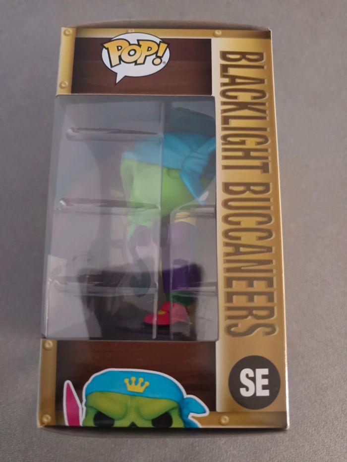 Pop Funtastic Voyage Blacklight Buccaneers SE - photo numéro 2