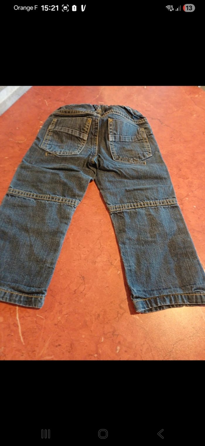 Jean garçon taille 24 mois - photo numéro 4