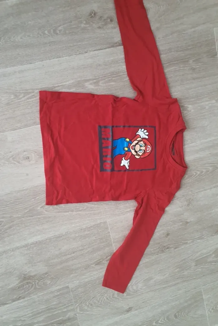 Tee-shirt Mario taille 6 ans - photo numéro 6