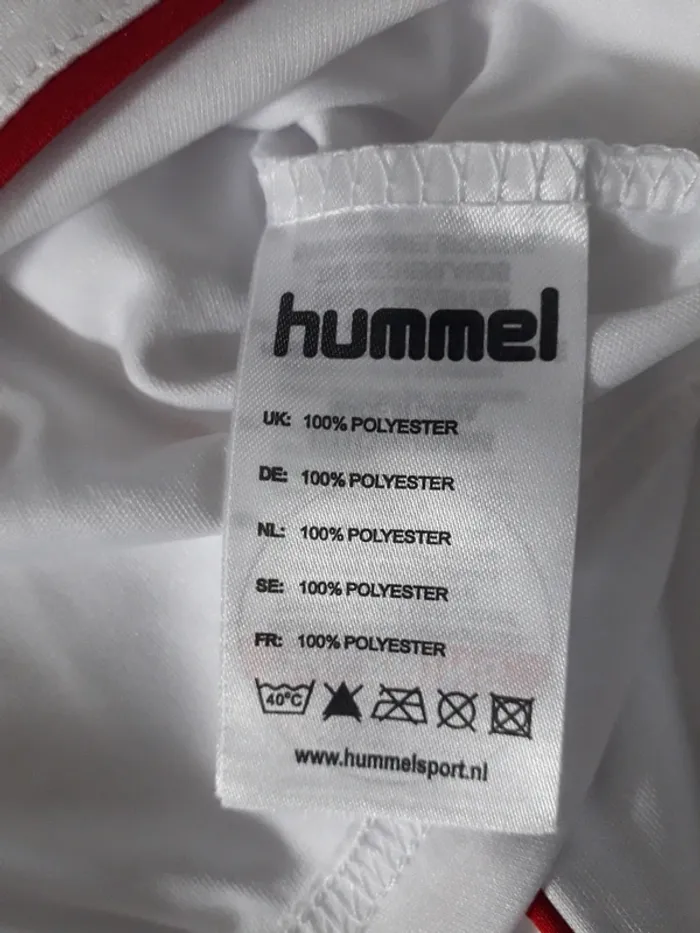 T-shirt Hummel neuf - photo numéro 5