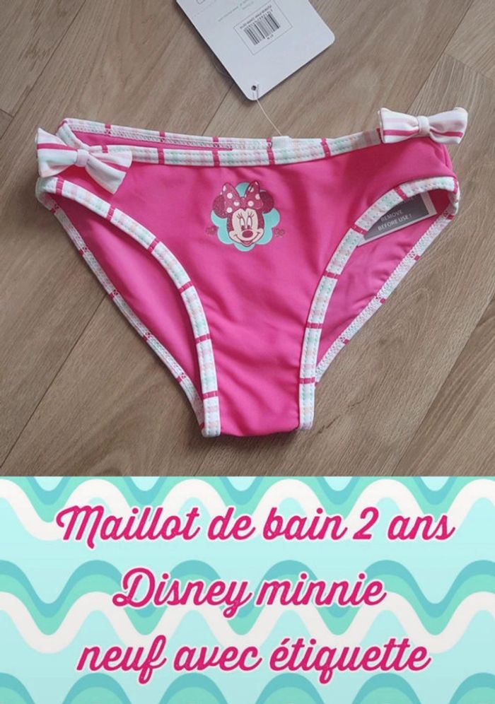 Maillot de bain 23 mois Disney neuf avec etiquette