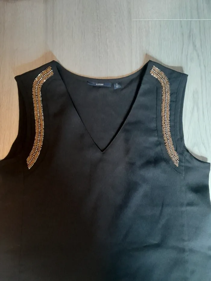 Kiabi petite robe noire avec perles dorées 38 - photo numéro 2