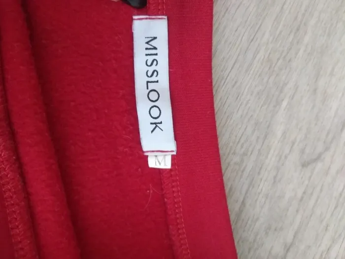 Pull rouge/bordeau - photo numéro 3