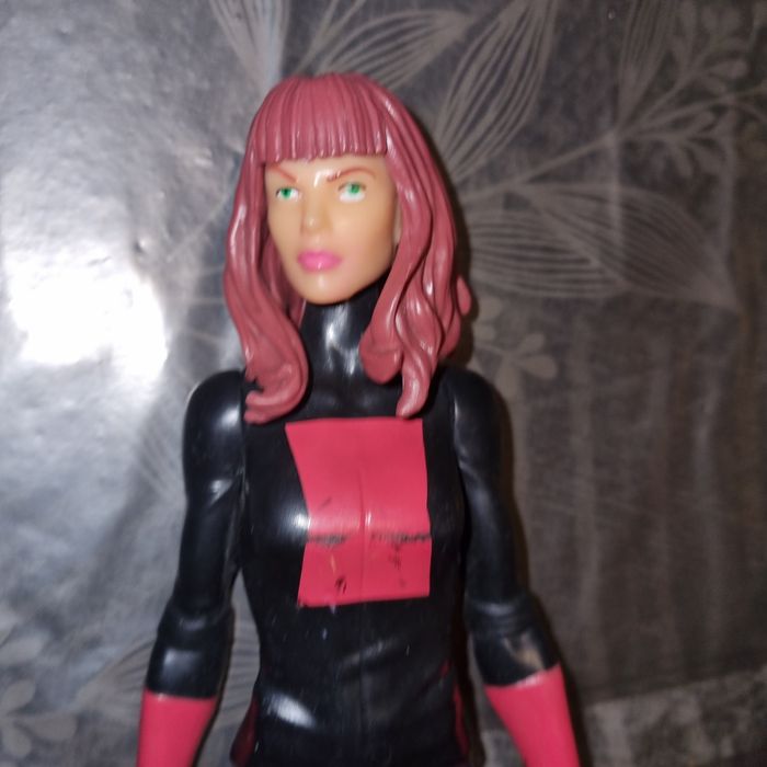 figurine MARVEL - 30 cm - photo numéro 2