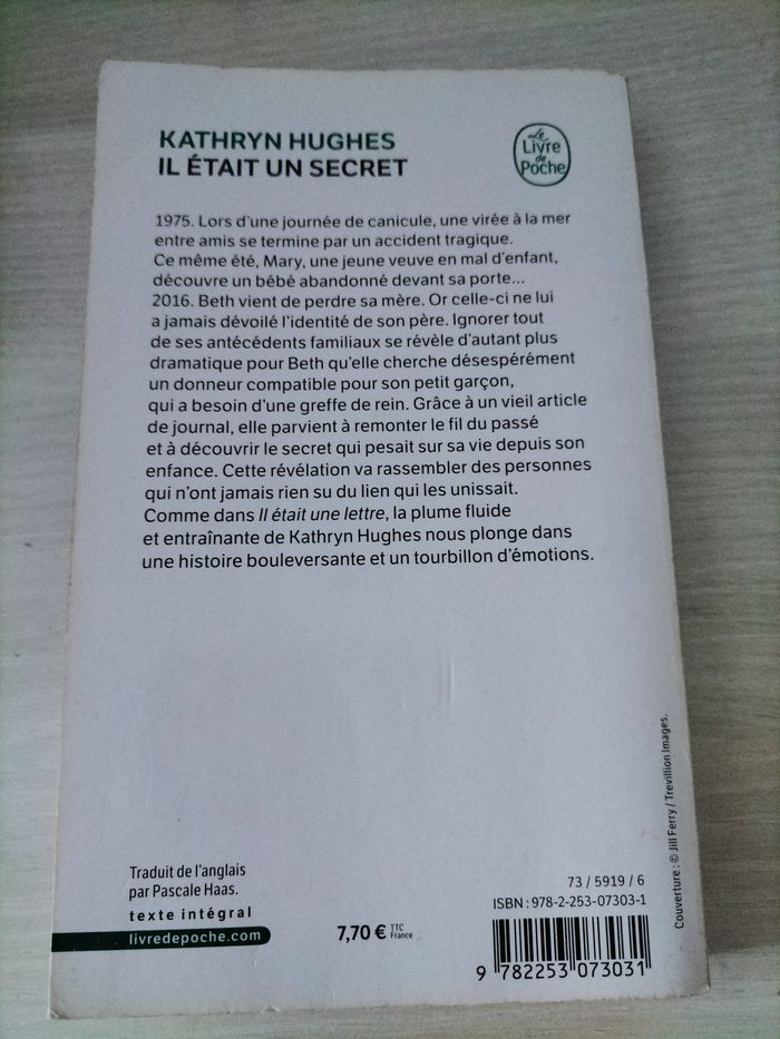 Livre : il était un secret - Kathryn Hughes - photo numéro 2