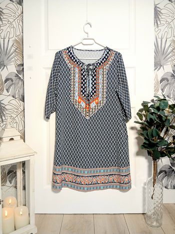 Tunique motif bohème – Coupe fluide – Bleu & orange – Esprit été