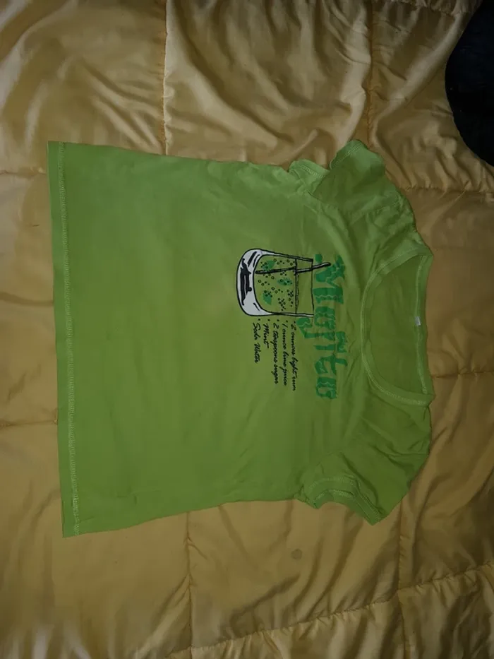 Tee shirt