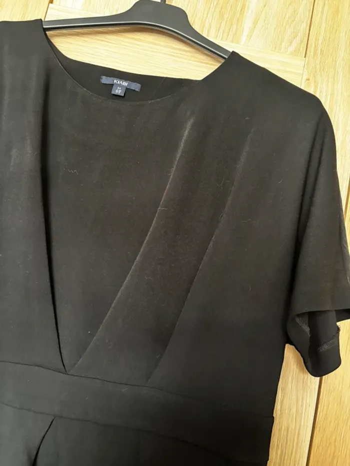 Robe noire perles KIABI t.44 - photo numéro 2