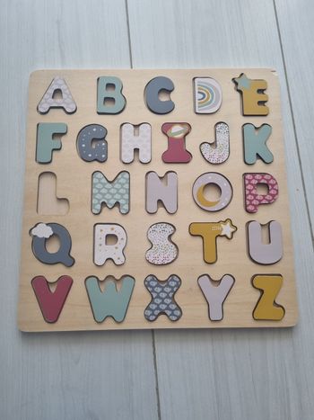 Puzzle Alphabet