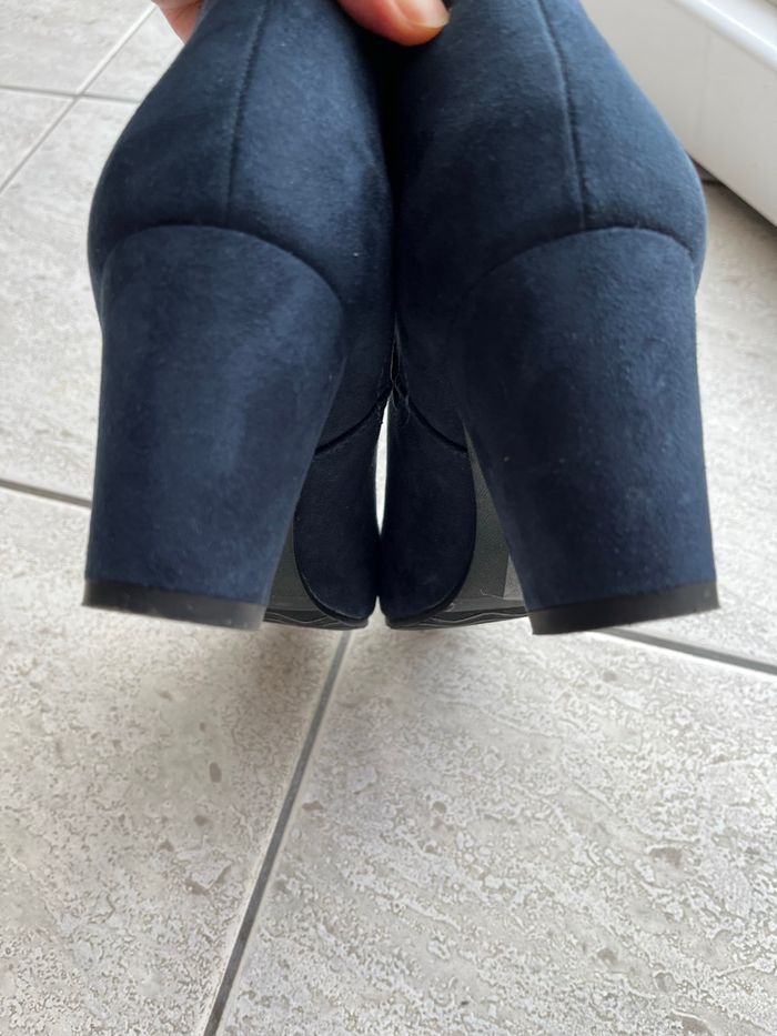 Bottines en suédine bleu marine - photo numéro 4