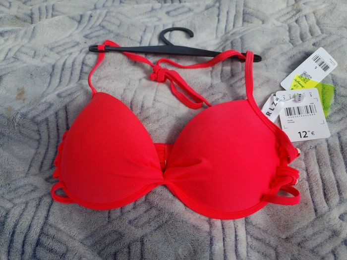 Haut de maillot de bain - photo numéro 2