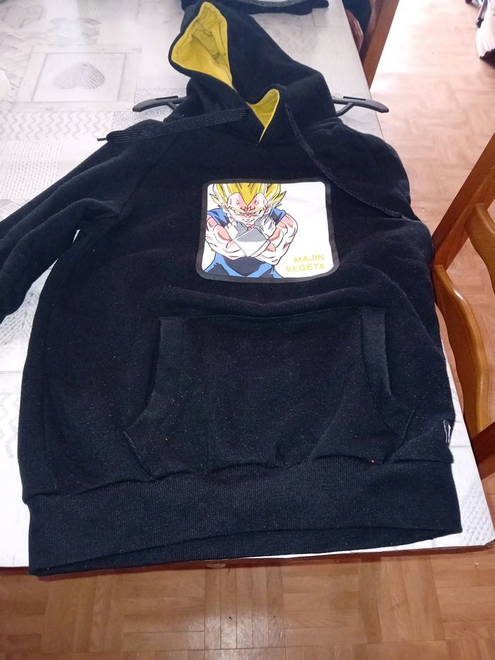 Pull à capuche DBZ - photo numéro 2